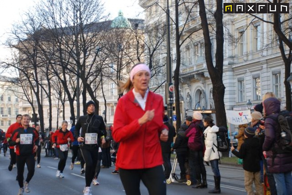 Foto silvesterlauf1_192.jpg